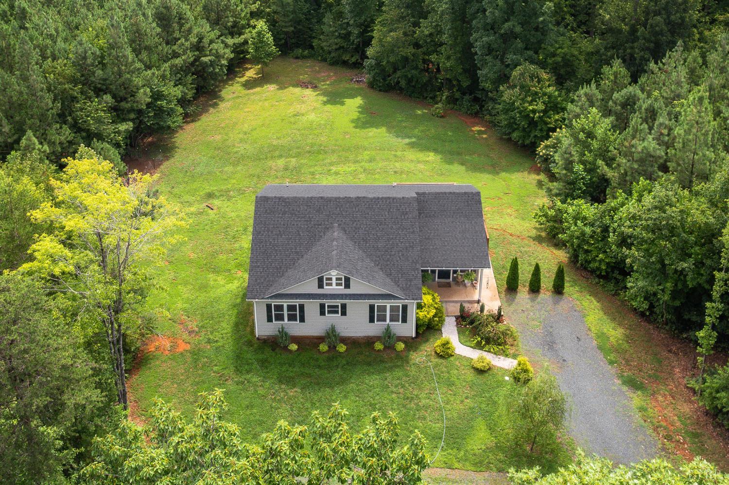 266 Spring Grove Road Spout Spring, VA 24593 - Photo 4 of 44 Gallery Image 4
