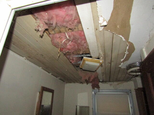 283 Main Street Sherman, ME 04776 - Photo 12 of 23 IMG_1317