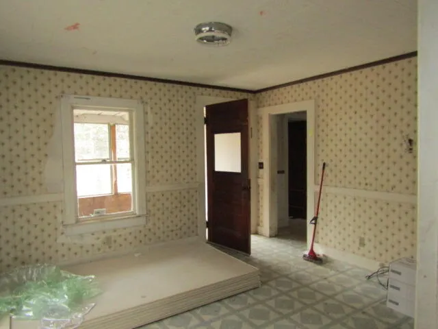 $29,500 | 283 Main Street, Sherman, ME 04776