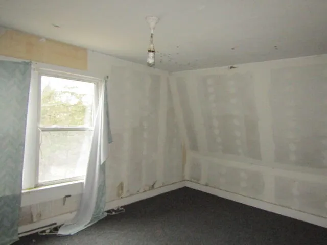 $29,500 | 283 Main Street, Sherman, ME 04776