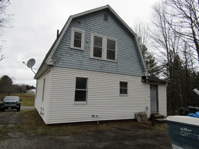$29,500 | 283 Main Street, Sherman, ME 04776