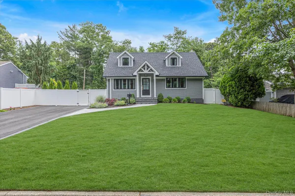 $800,000 | 31 Apple Lane, Commack, NY 11725