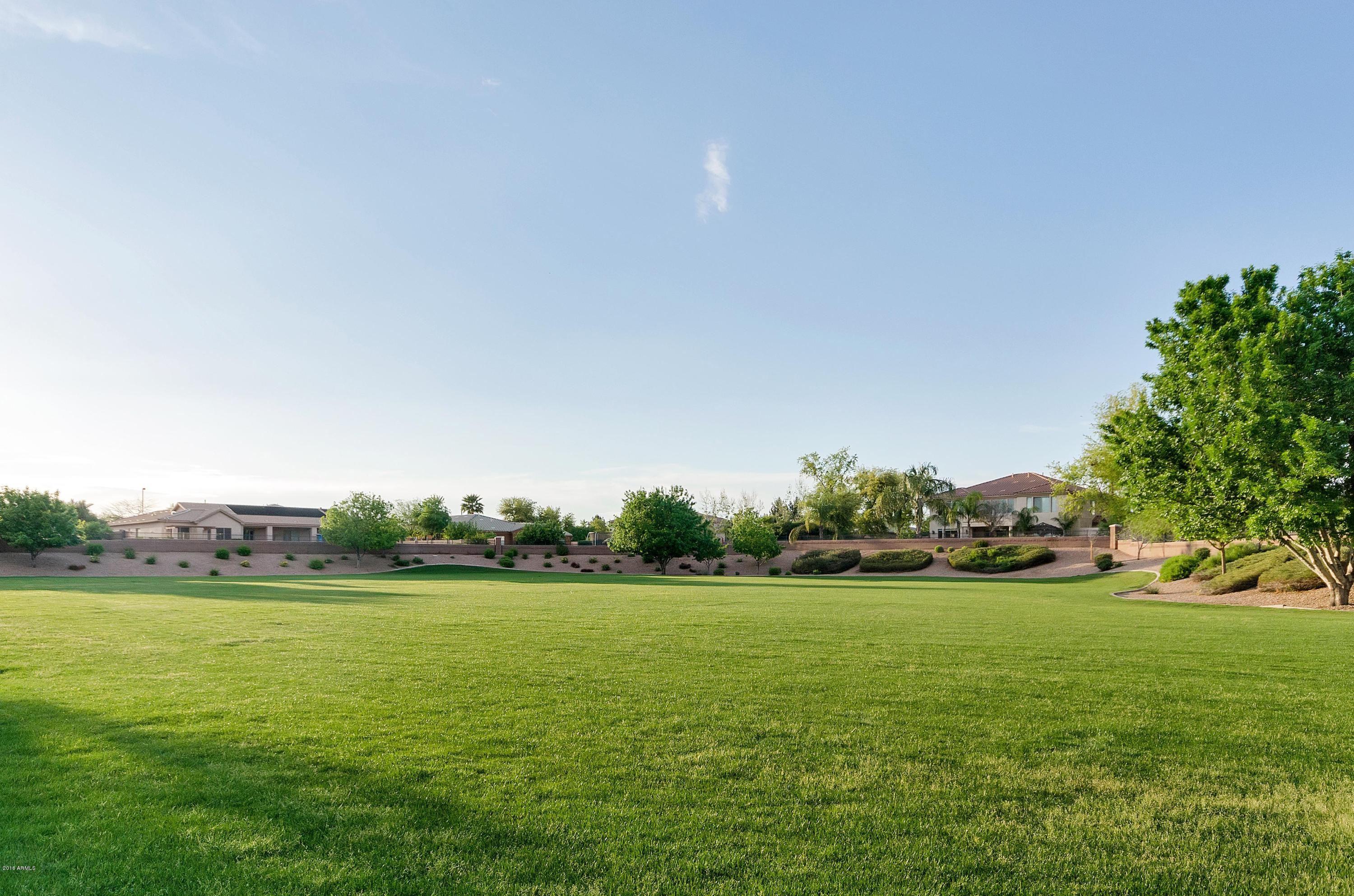 2557 South Martingale Road Gilbert, AZ 85295 - Photo 34 of 35 Neighborhood greenbelt