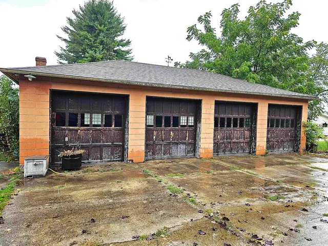 $239,900 | 416 South Margaret Street, Markesan, WI 53946