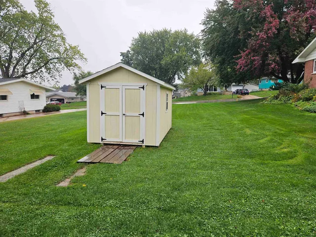 $239,900 | 416 South Margaret Street, Markesan, WI 53946