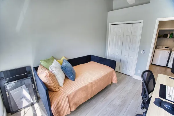 $2,895 | 671 Vallance Way Northeast, St. Petersburg, FL 33716