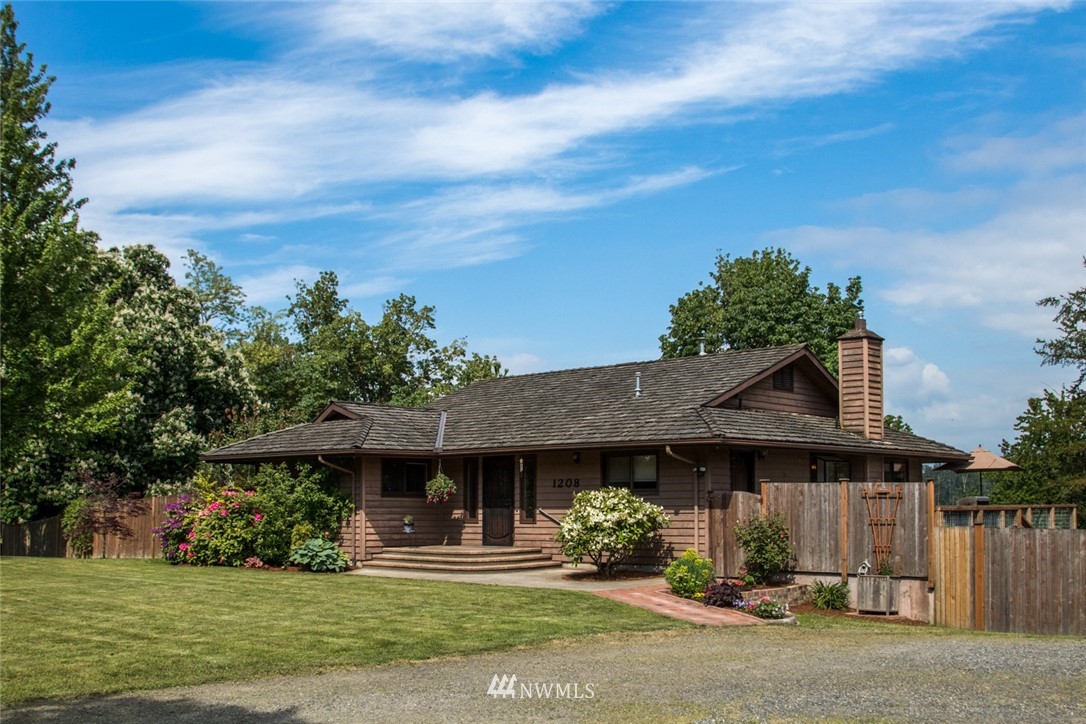1208 Mission Road Everson, WA 98247 - Photo 1 of 25