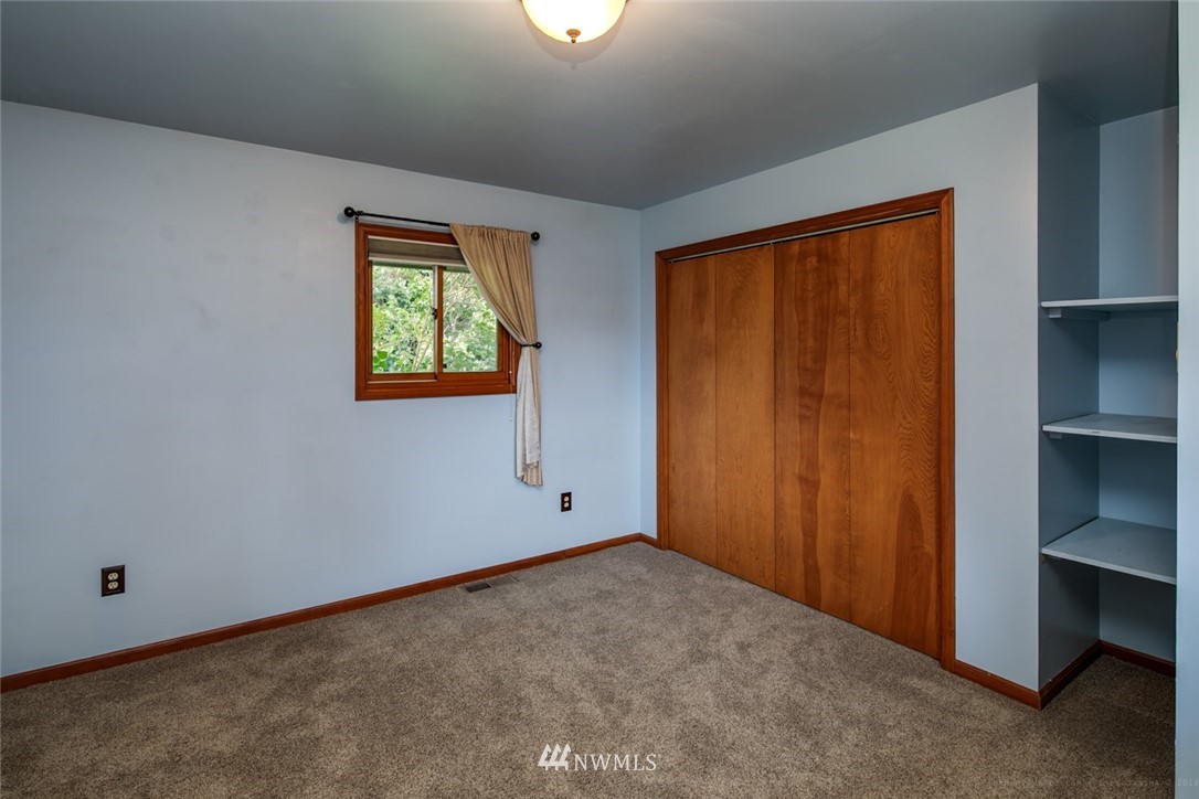 1208 Mission Road Everson, WA 98247 - Photo 13 of 25