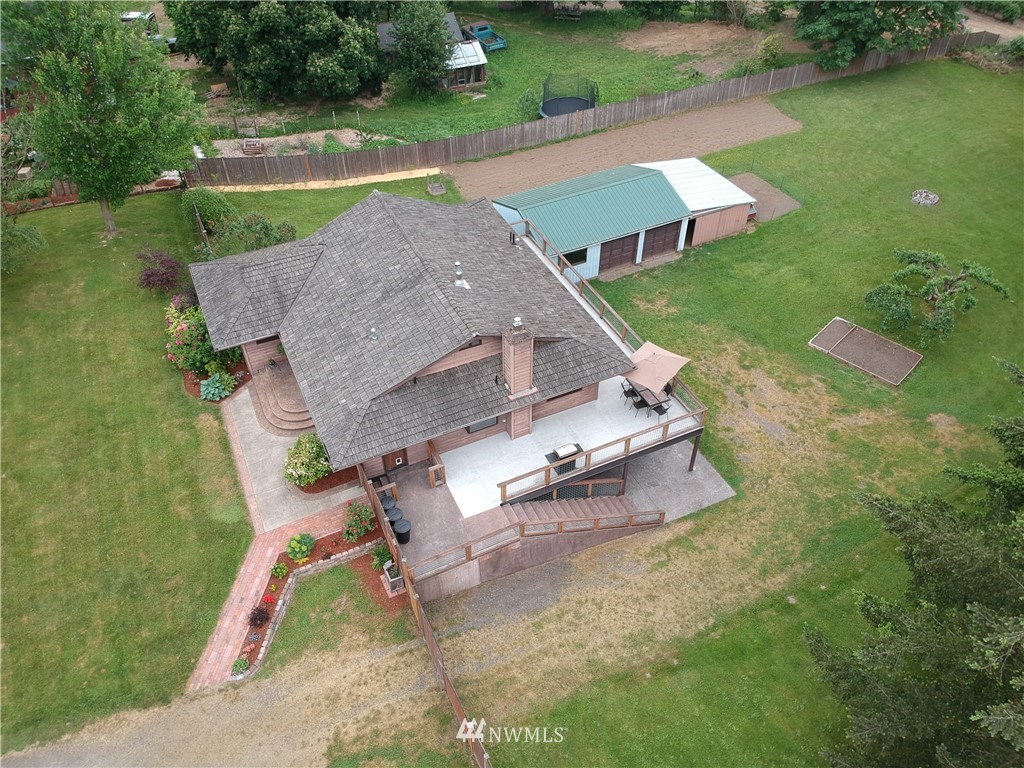 1208 Mission Road Everson, WA 98247 - Photo 3 of 25