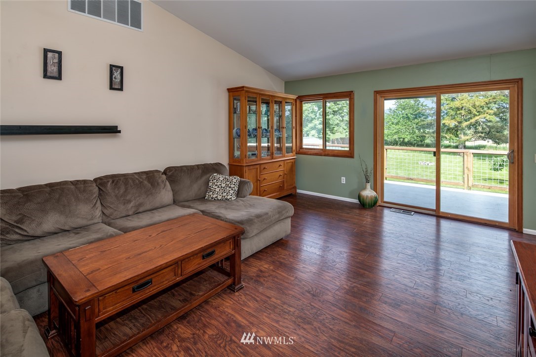 1208 Mission Road Everson, WA 98247 - Photo 5 of 25
