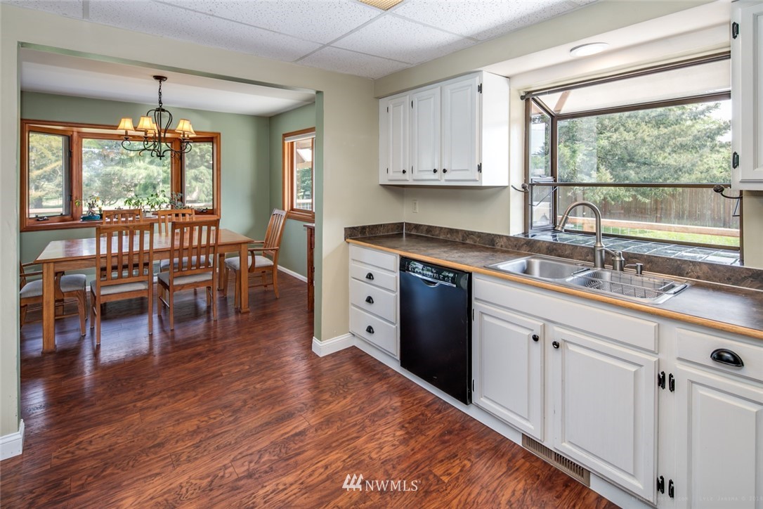 1208 Mission Road Everson, WA 98247 - Photo 7 of 25