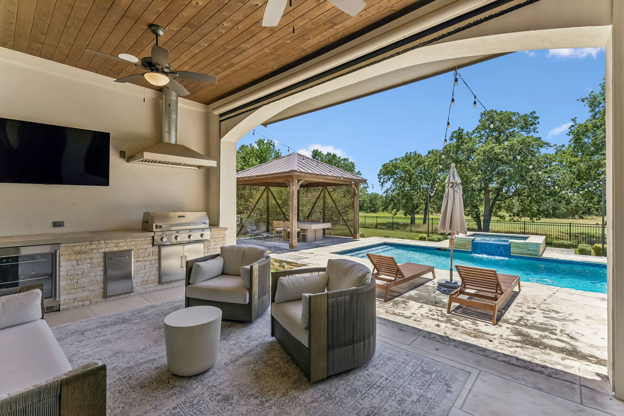 505 Flint Ridge Trail Georgetown, TX 78628 - Photo 17 of 40 The covered patio extends your living space outdoors.