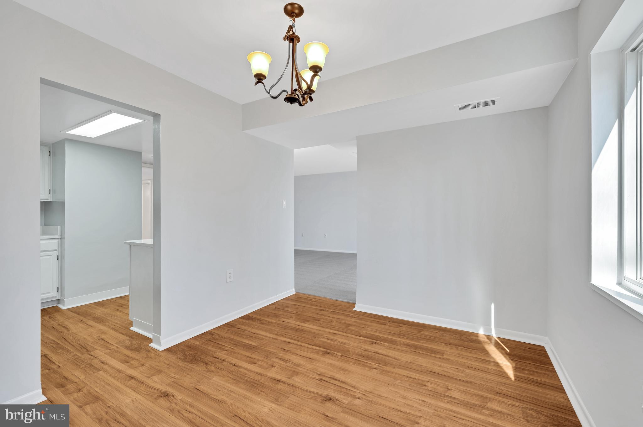 1556 Northgate Square, Unit 21B Reston, VA 20190 - Photo 9 of 25 Gallery Image 9
