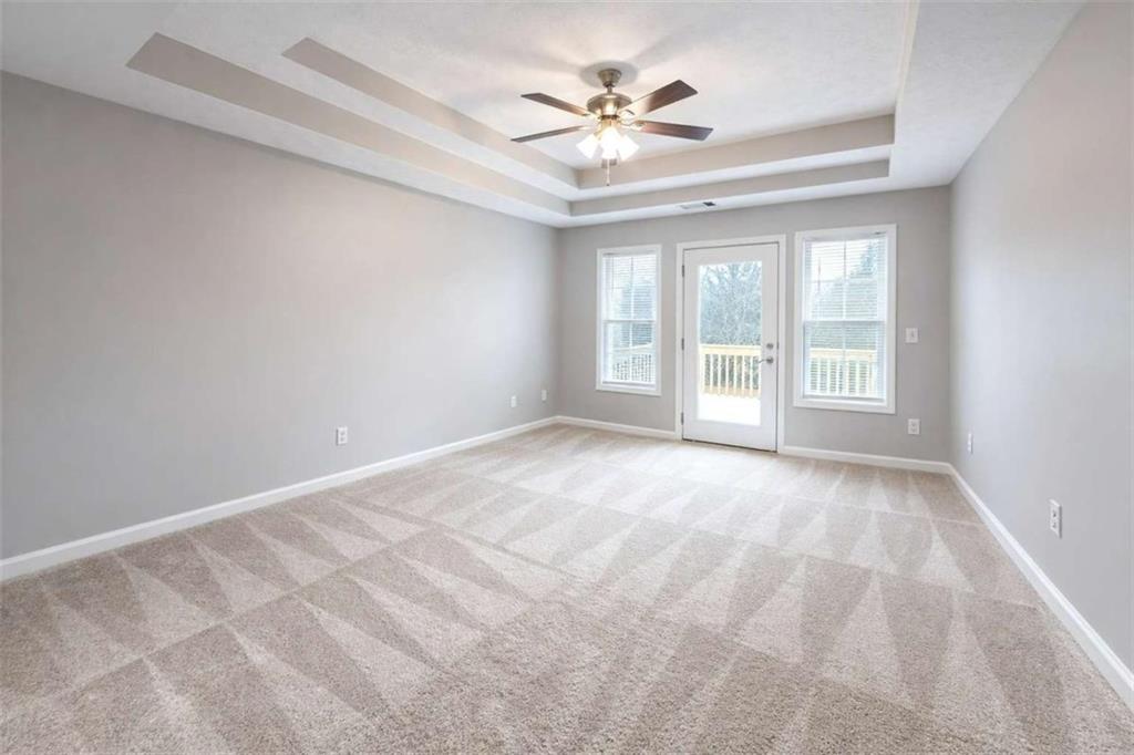 118 Chippewa Run Auburn, GA 30011 - Photo 10 of 26 a view of an empty room with a window