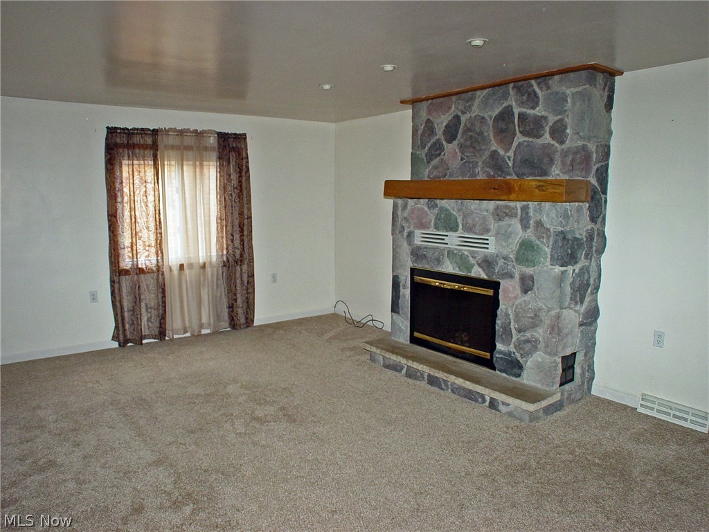 149 Patterson Road Weirton, WV 26062 - Photo 3 of 17 Gallery Image 3