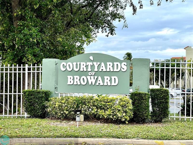 1810 North Lauderdale Ave Unit 2414