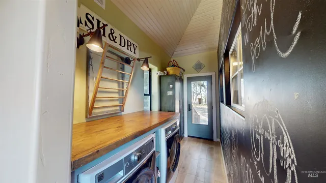 $1,500,000 | 836 Highway 26, Richfield, ID 83349