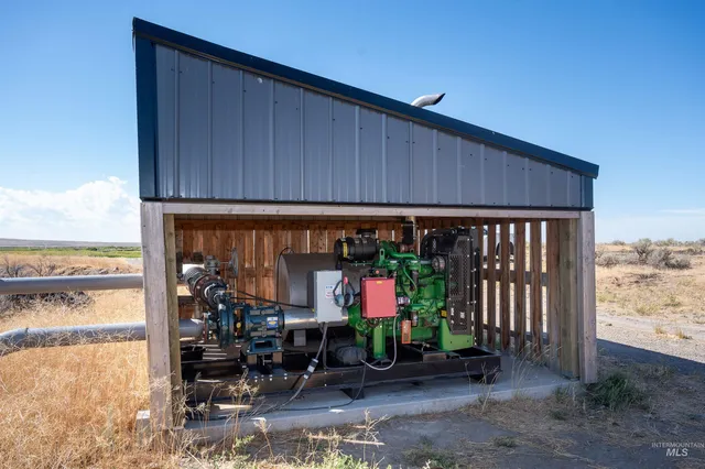 $1,500,000 | 836 Highway 26, Richfield, ID 83349