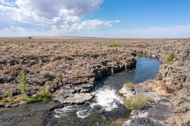 $1,500,000 | 836 Highway 26, Richfield, ID 83349