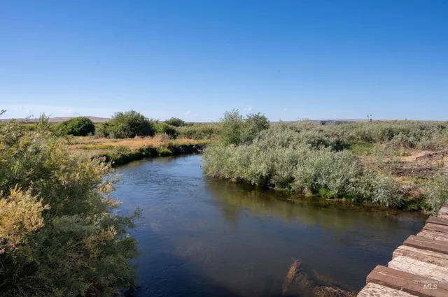 $1,500,000 | 836 Highway 26, Richfield, ID 83349