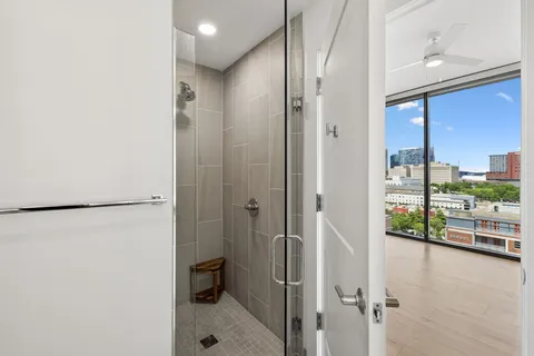 $1,125,000 | 1212 Demonbreun Street, Unit 815, Nashville, TN 37203