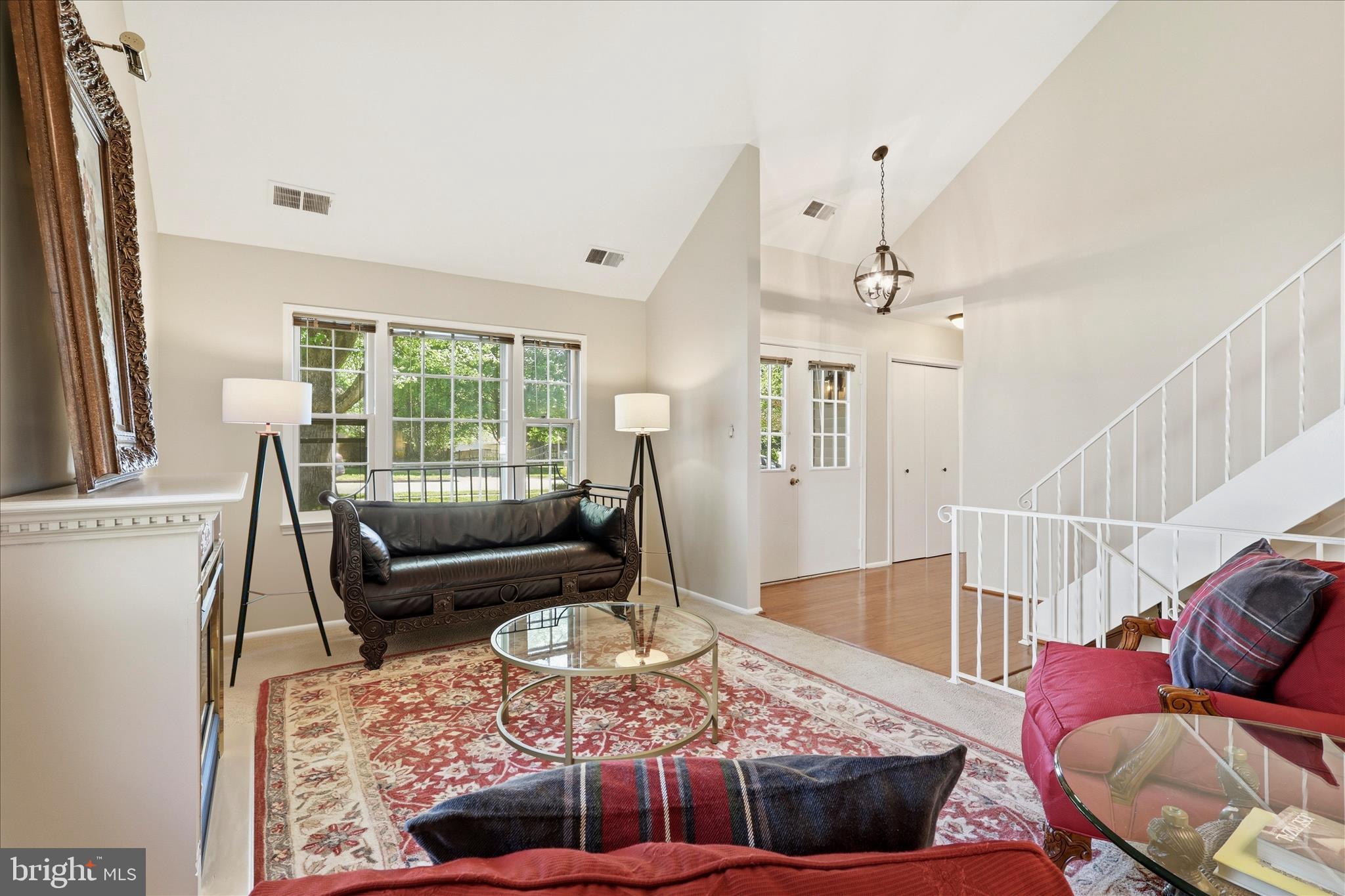 12014 Trossack Road Herndon, VA 20170 - Photo 7 of 29 Gallery Image 7
