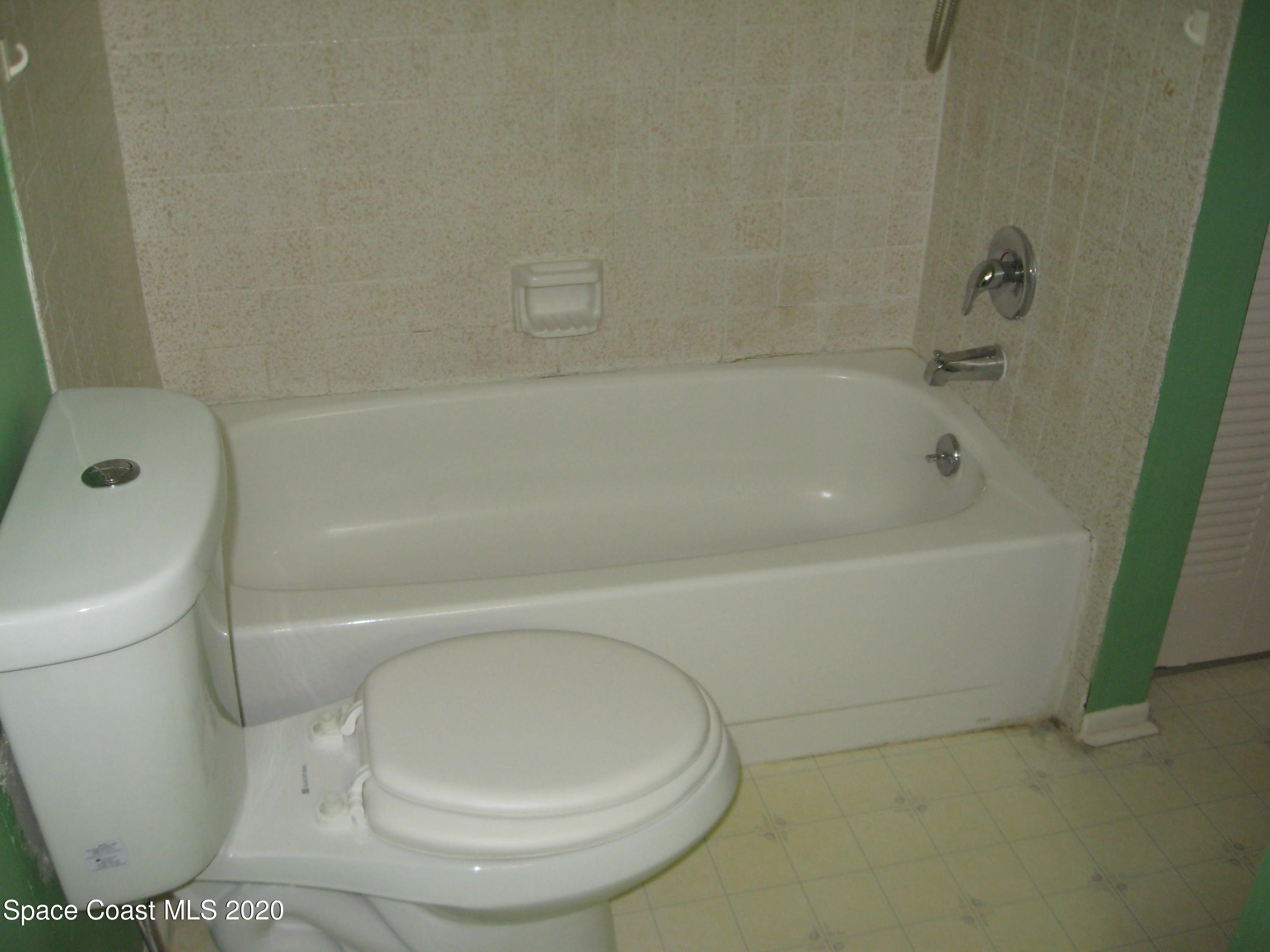 4795 Sisson Road Titusville, FL 32780 - Photo 17 of 27 Full Bathroom 2