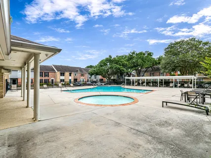 $325,000 | 1669 West Sam Houston Parkway South, Houston, TX 77042