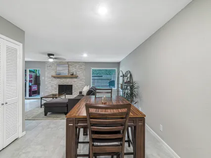 $325,000 | 1669 West Sam Houston Parkway South, Houston, TX 77042