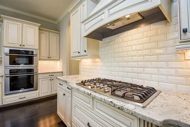 $936,800 | 5506 Lockwood Bend Lane, Sugar Land, TX 77479