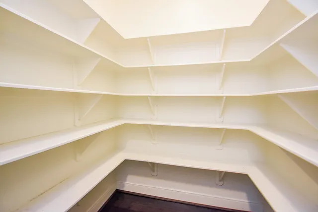 $936,800 | 5506 Lockwood Bend Lane, Sugar Land, TX 77479