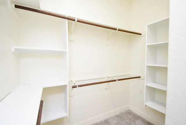 $936,800 | 5506 Lockwood Bend Lane, Sugar Land, TX 77479