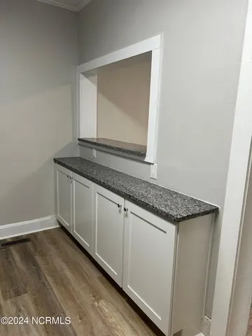 $1,800 | 240 West New Hampshire Avenue, Southern Pines, NC 28387