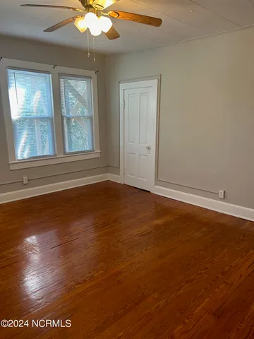 $1,800 | 240 West New Hampshire Avenue, Southern Pines, NC 28387