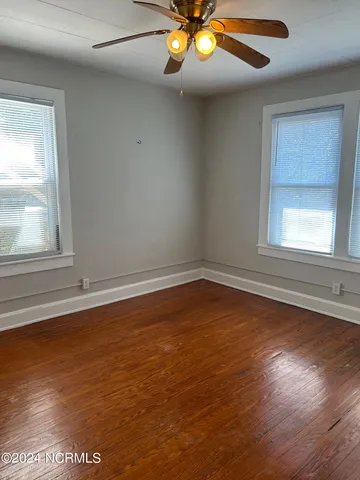 $1,800 | 240 West New Hampshire Avenue, Southern Pines, NC 28387