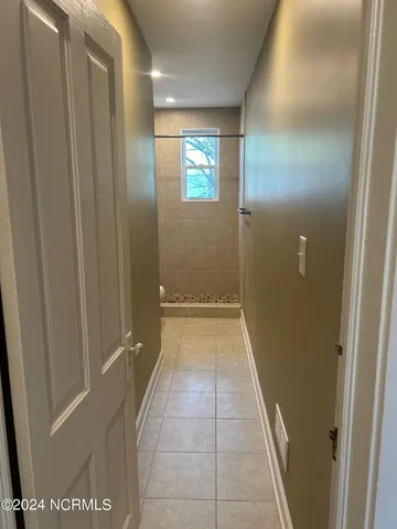 $1,800 | 240 West New Hampshire Avenue, Southern Pines, NC 28387