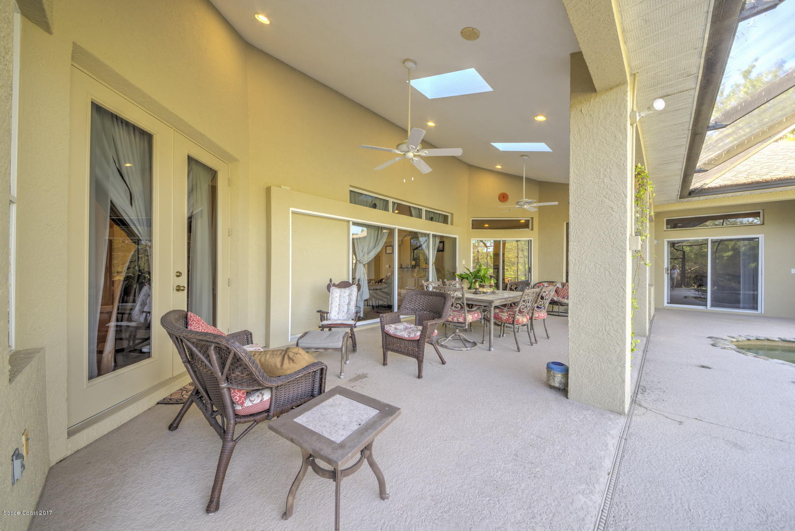 4055 Turtle Mound Road Melbourne, FL 32934 - Photo 58 of 80 Back Patio