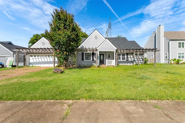 $285,000 | 2819 McVay Trail Drive, Memphis, TN 38119