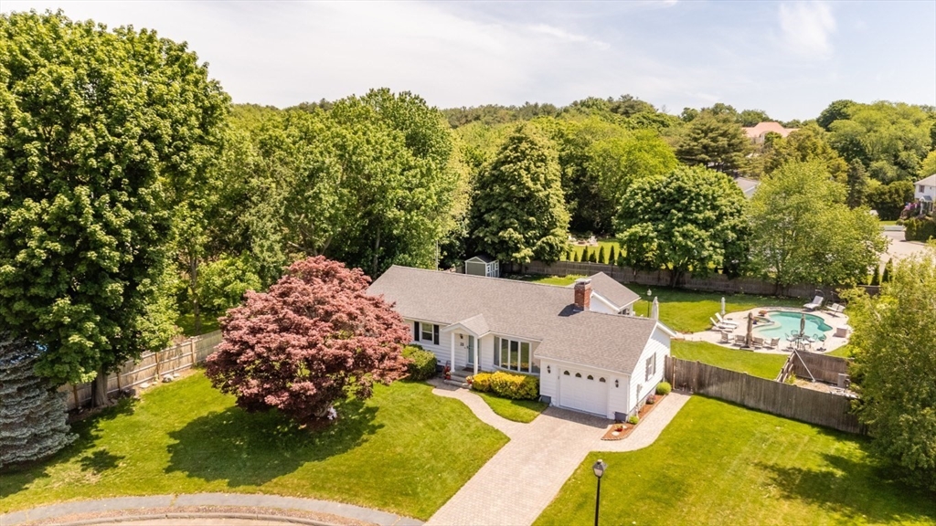 15 Fernwood Road Saugus, MA 01906 - Photo 5 of 42