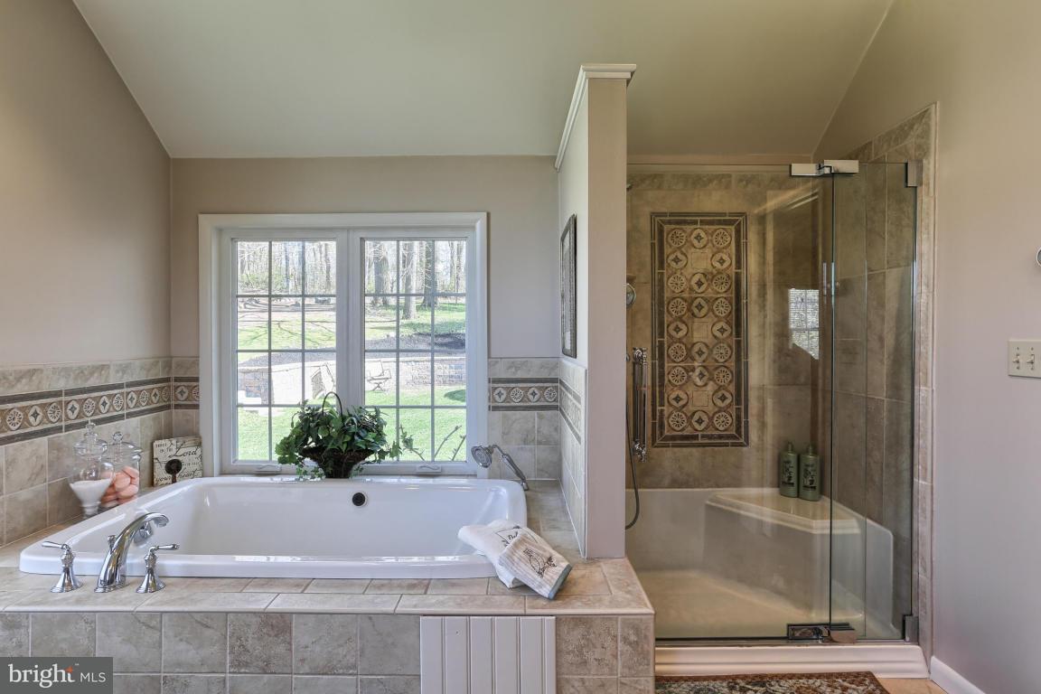 1852 Turnpike Road Elizabethtown, PA 17022 - Photo 12 of 29 Gallery Image 12