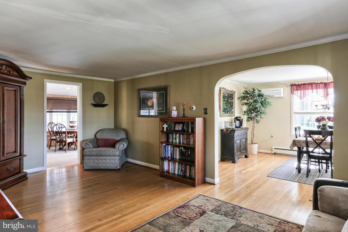 1852 Turnpike Road Elizabethtown, PA 17022 - Photo 8 of 29 Gallery Image 8