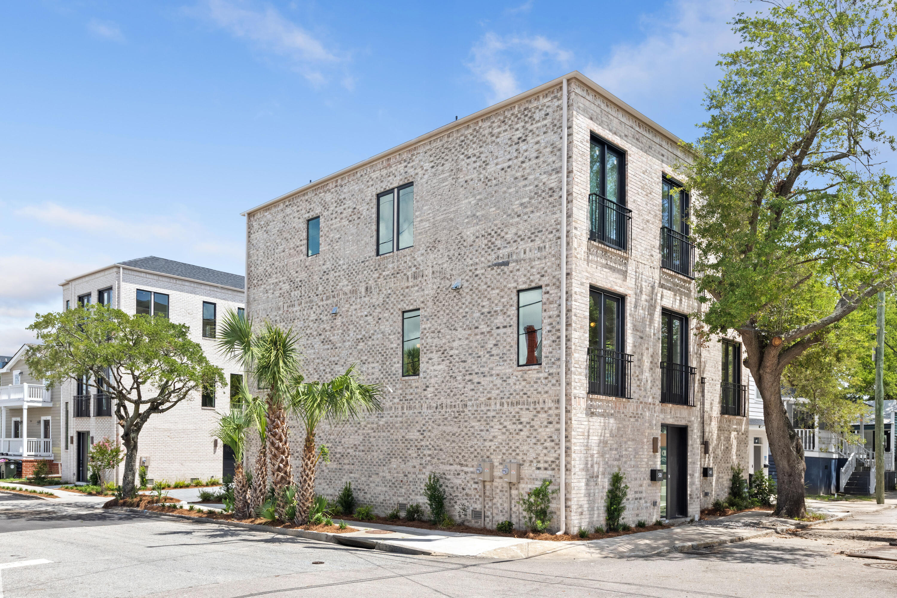 50 Cooper Street Charleston, SC 29403 - Photo 1 of 41 Exterior