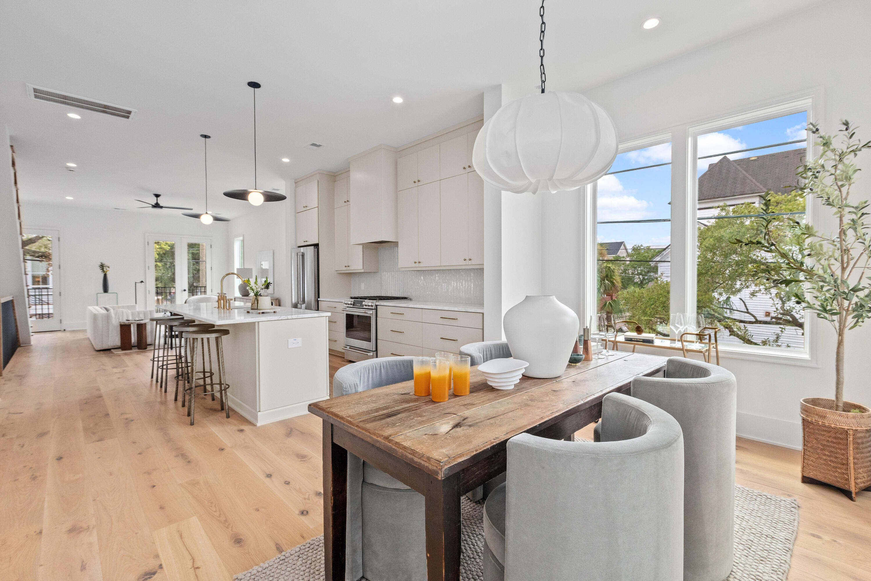 50 Cooper Street Charleston, SC 29403 - Photo 11 of 41 Interior