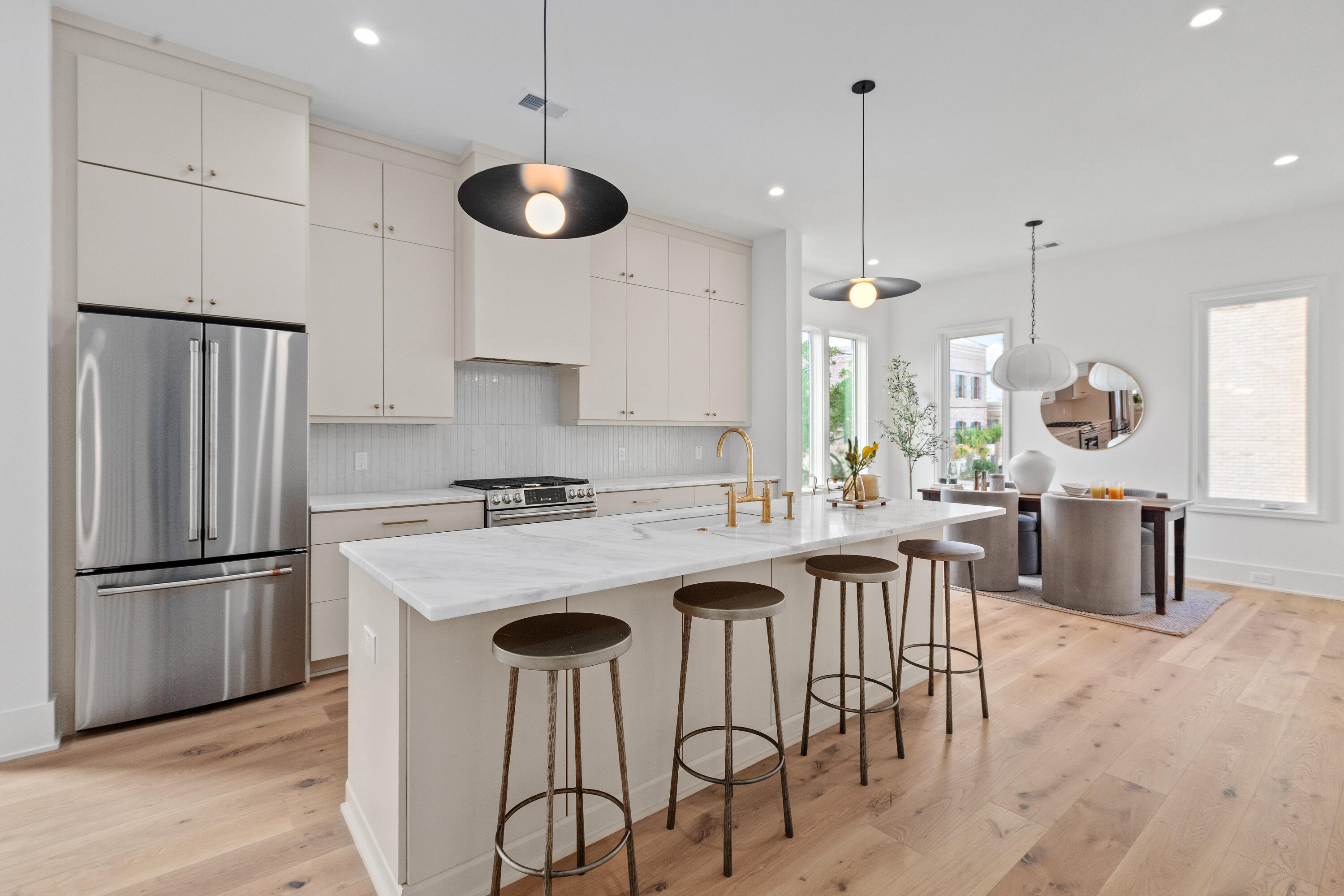 50 Cooper Street Charleston, SC 29403 - Photo 6 of 41 Interior