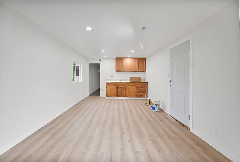 2675 Highway 140 Catheys Valley, CA 95306 - Photo 16 of 53 a view of livingroom with hardwood and furniture