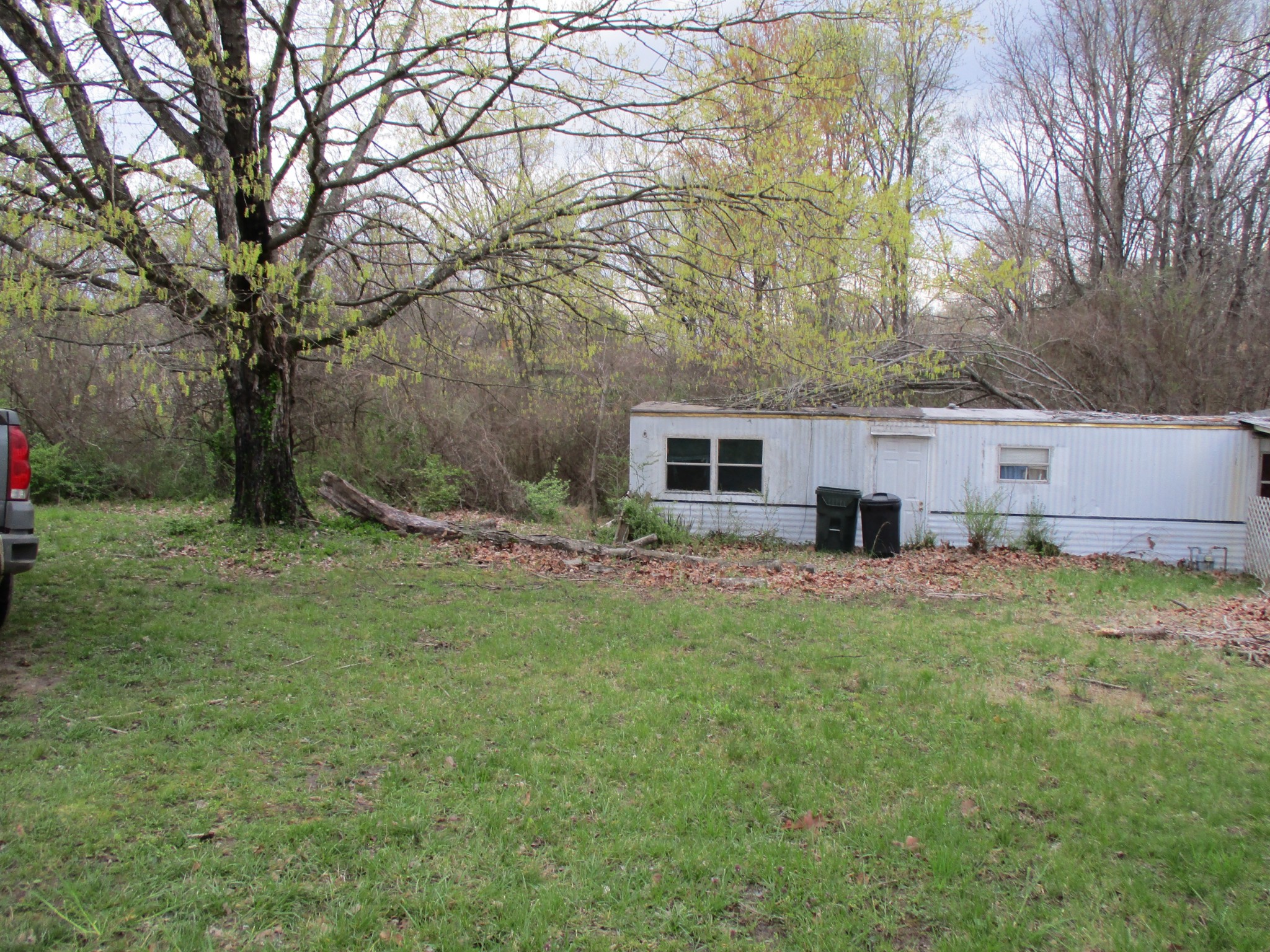 320 Old Columbia Road Dickson, TN 37055 - Photo 2 of 7 Gallery Image 2