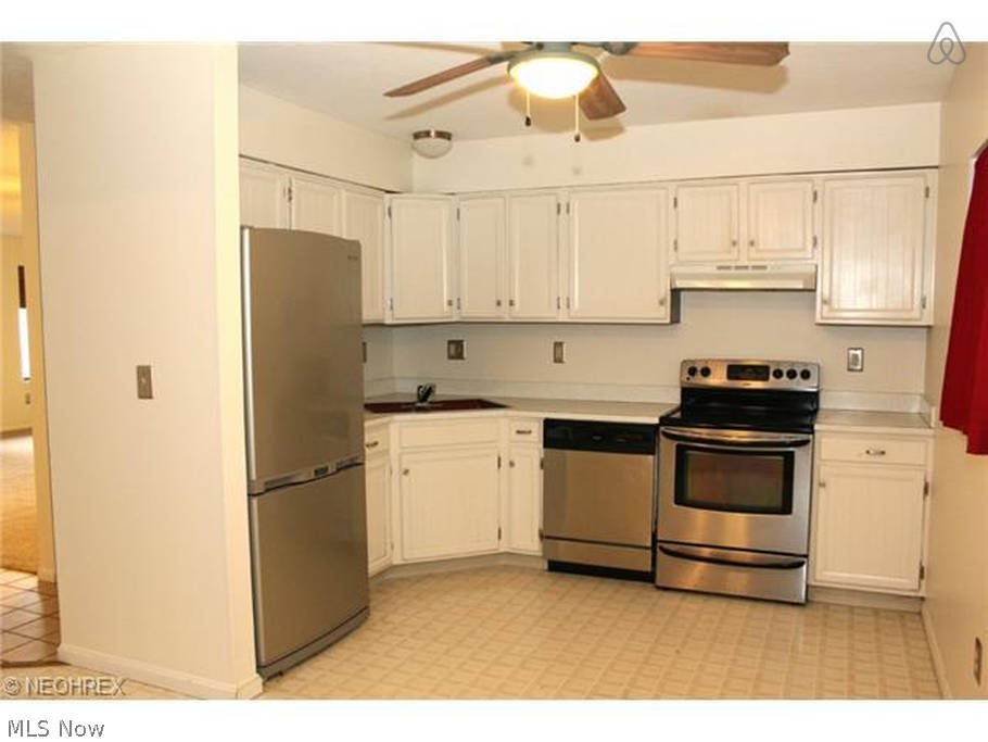 13551 Olde Orchard Road Strongsville, OH 44136 - Photo 2 of 7 Gallery Image 2