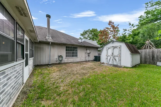 a view of an entryway with a window