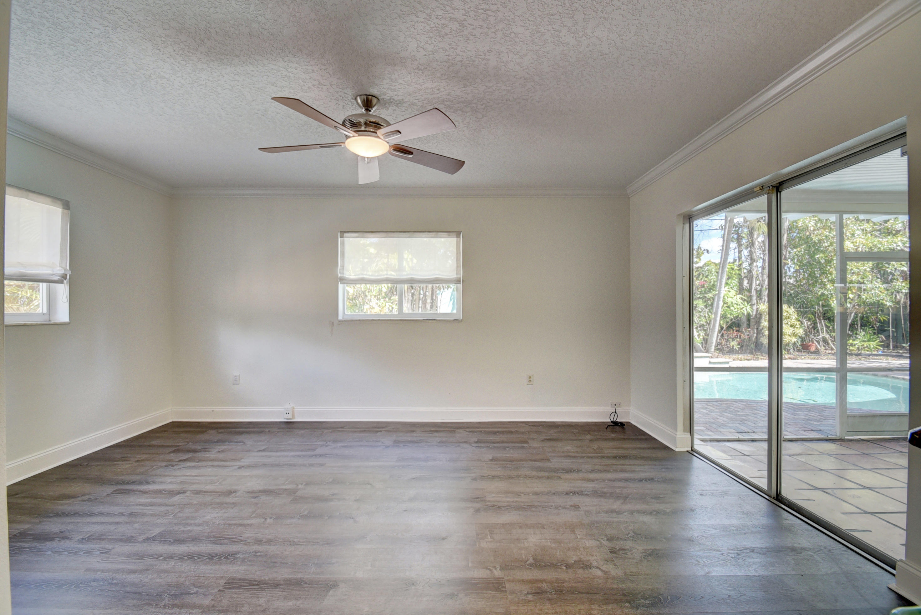 869 Periwinkle Street Boca Raton, FL 33486 - Photo 12 of 31 Family Room