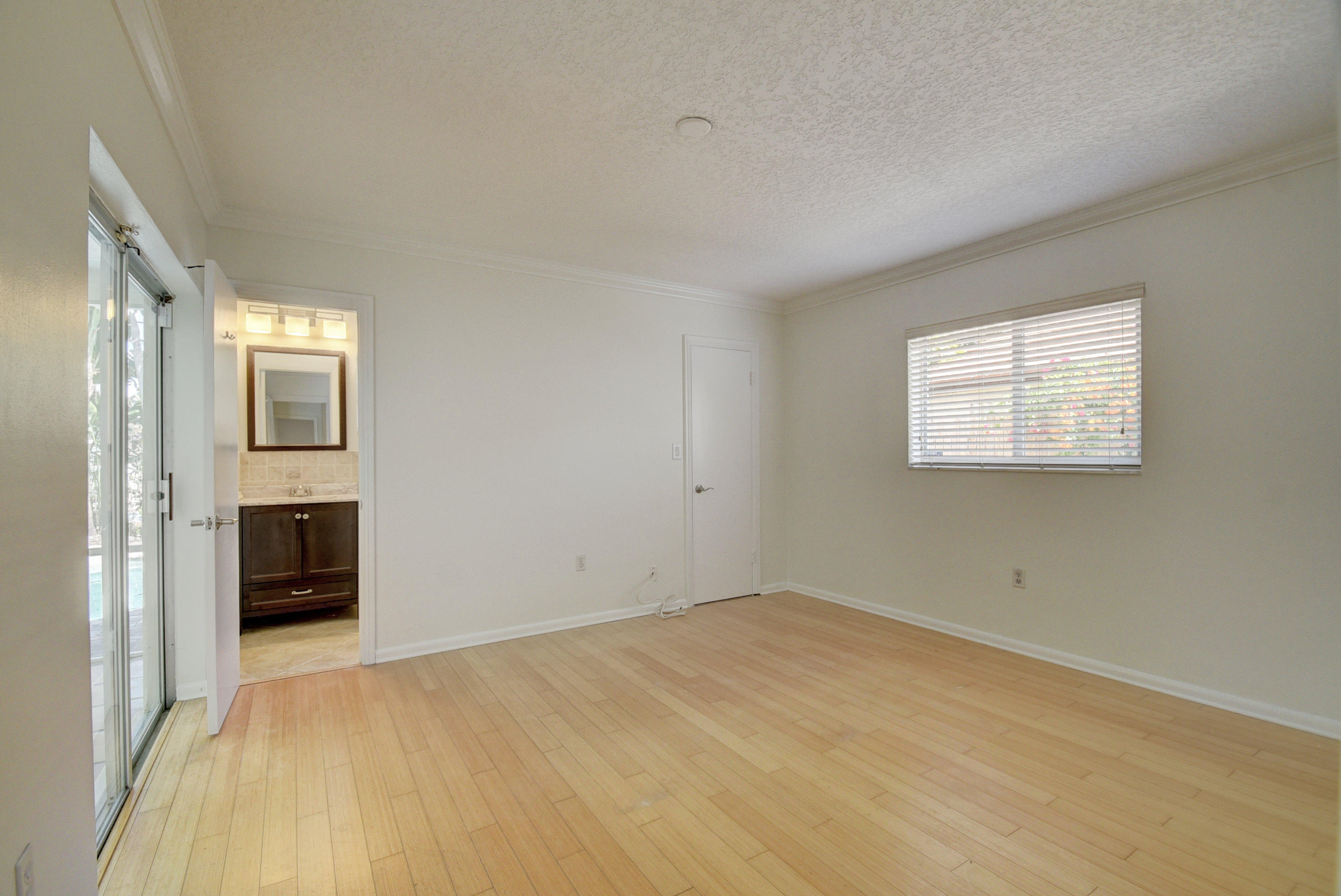 869 Periwinkle Street Boca Raton, FL 33486 - Photo 15 of 31 Master angle 1